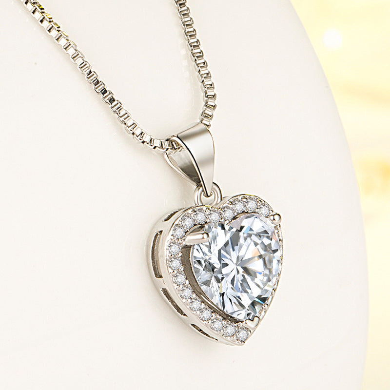 Witte moissanite hart hanger ketting