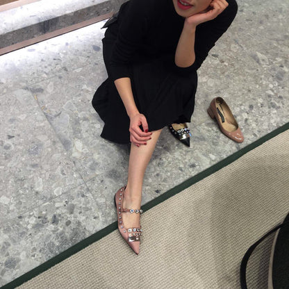 Puntige ballerina's met steentjes