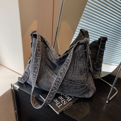 Women's Denim Shoulder Bag Large Capacity Tote Bag with Zipper Closure