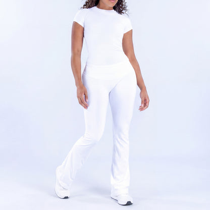 Seamless Yoga Vest and Flared Pants