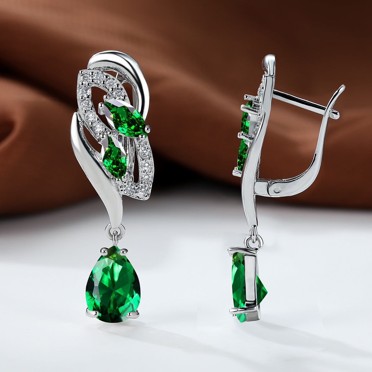 High-End Accessible Luxury Ear Jewelry