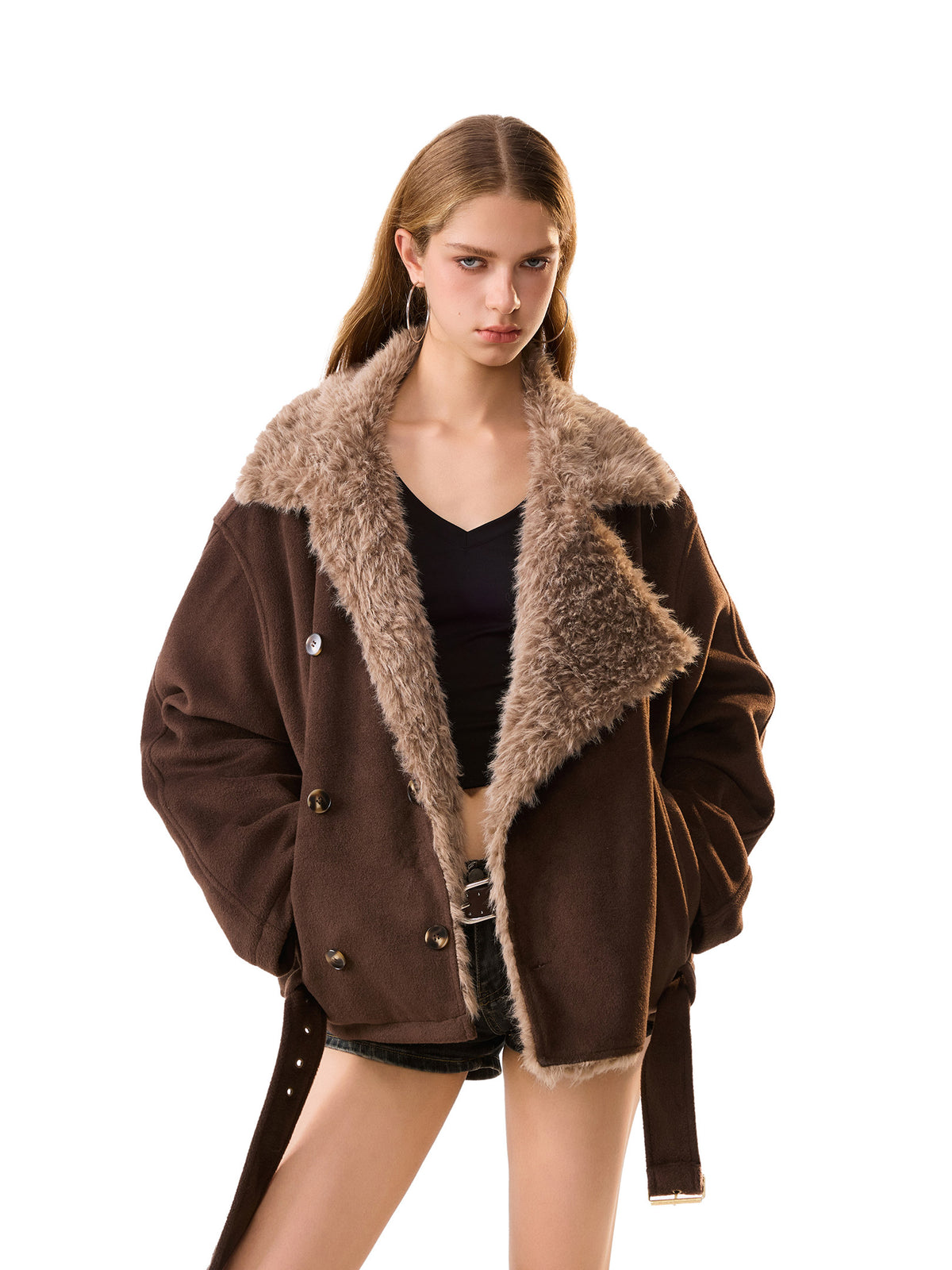 Wollen jas in biker style met dubbele rij knopen en ceintuur