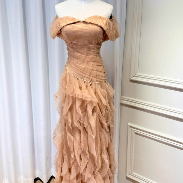 Niche Design One-Shoulder Pleated Ruffle Long Dress