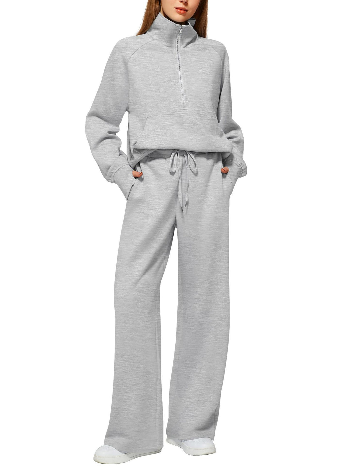 Women's Casual Two-Piece Tracksuit with Chain Detail