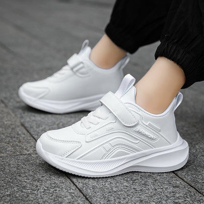 kids sports shoes