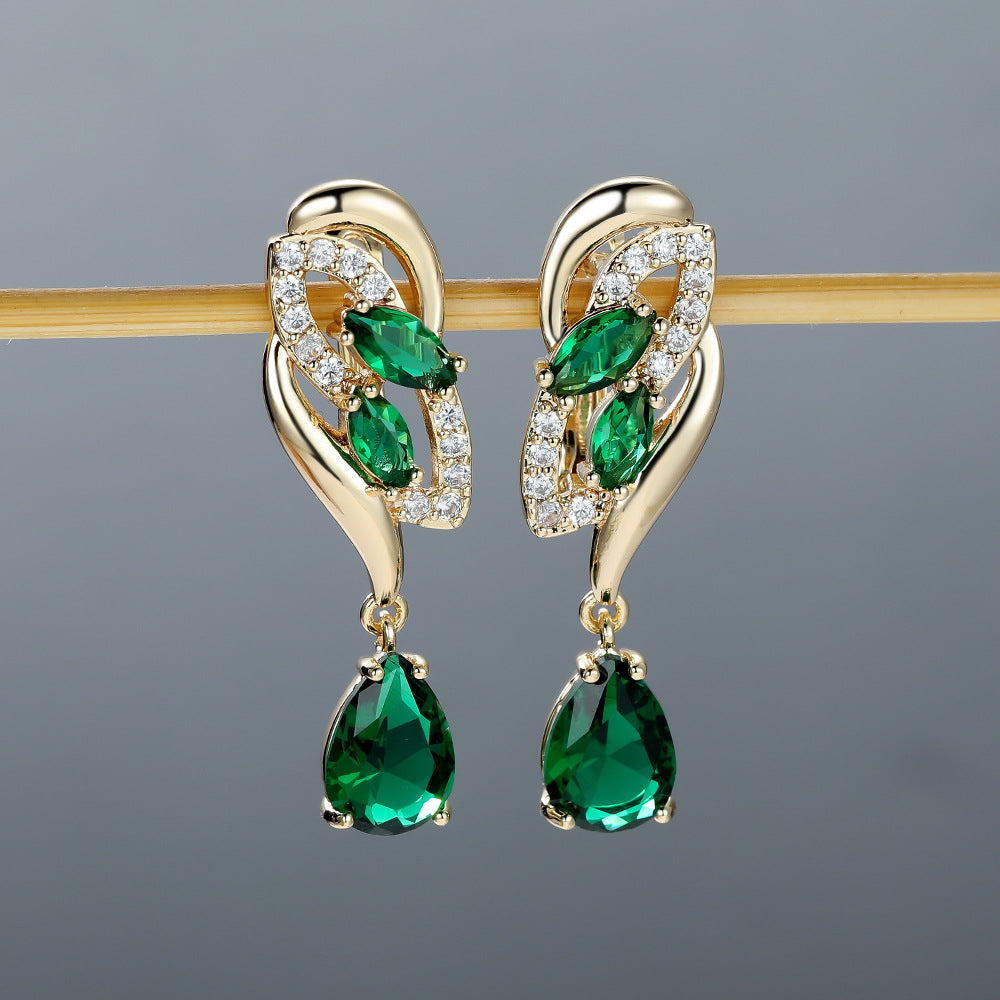 High-End Accessible Luxury Ear Jewelry