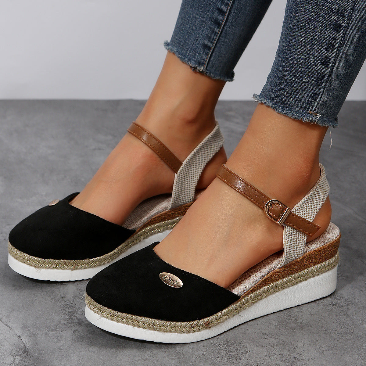 Lady's Sandals