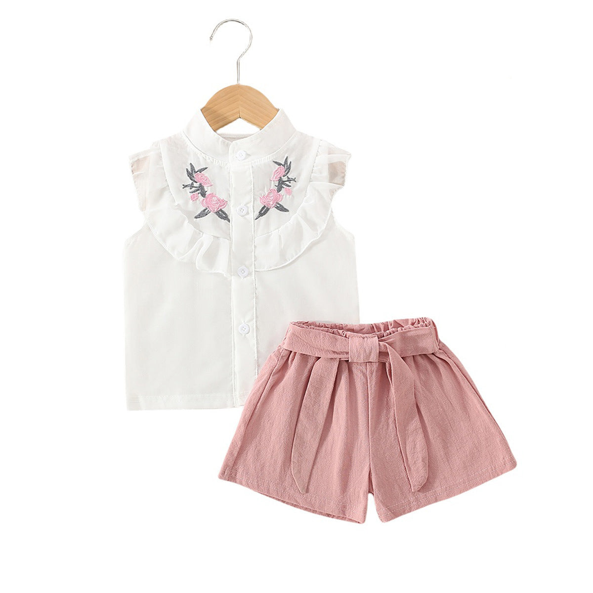 Meisjes set bestaande uit een mouwloos shirt met borduurwerk kanten en  shorts met ceintuur