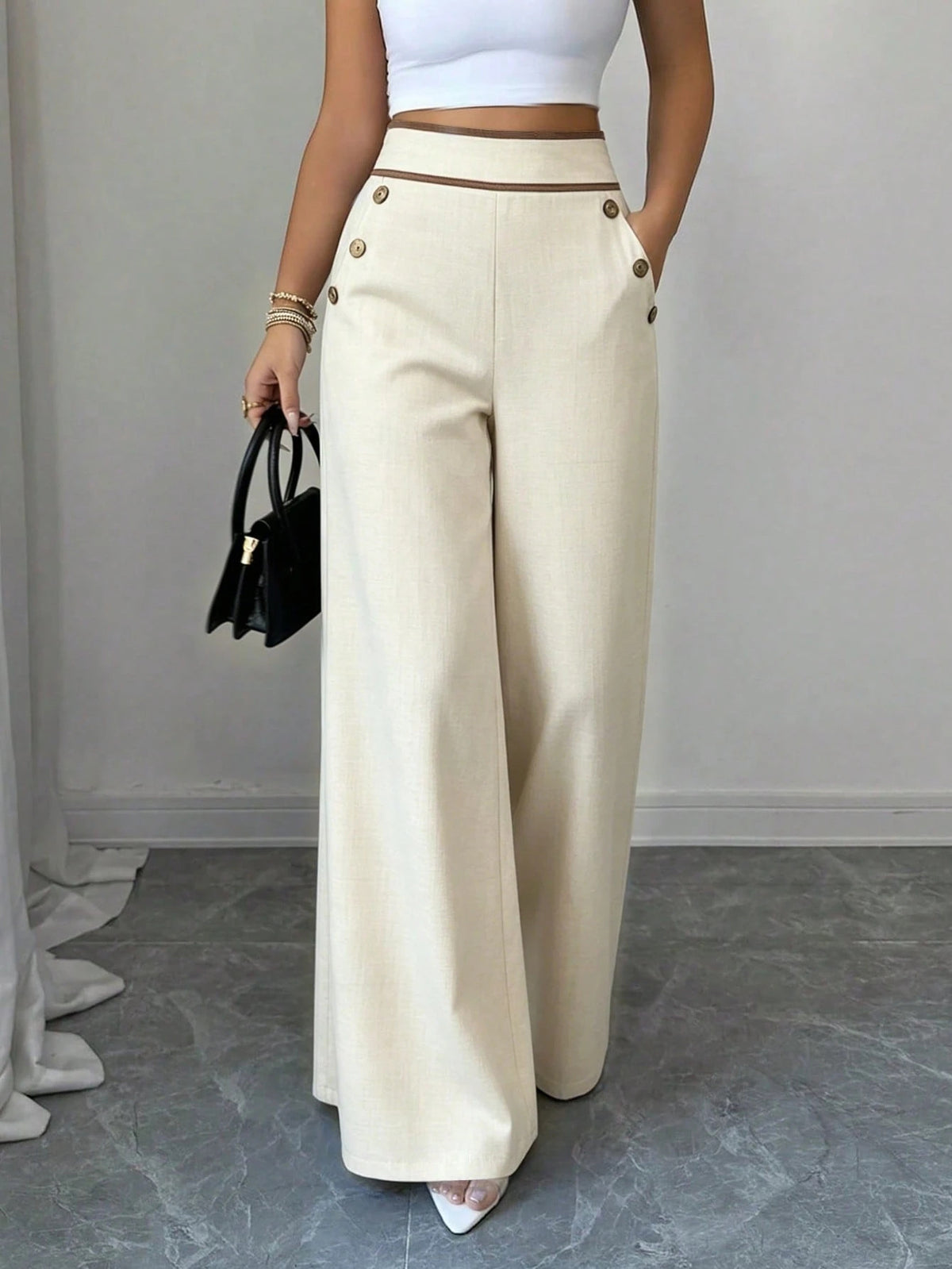Wide-leg trousers