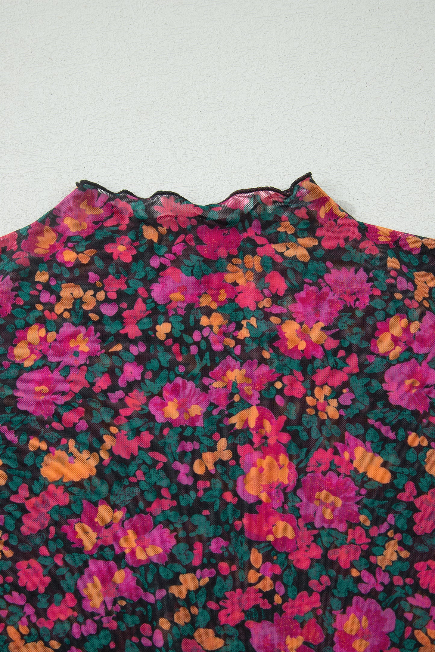 Roze Plus Size Bloemen Mesh Top met Korte Mouwen en Hoge Hals