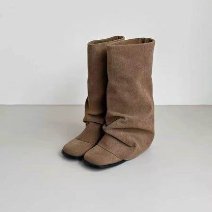 Womens Cowhide Knight Boots with Rivet Details