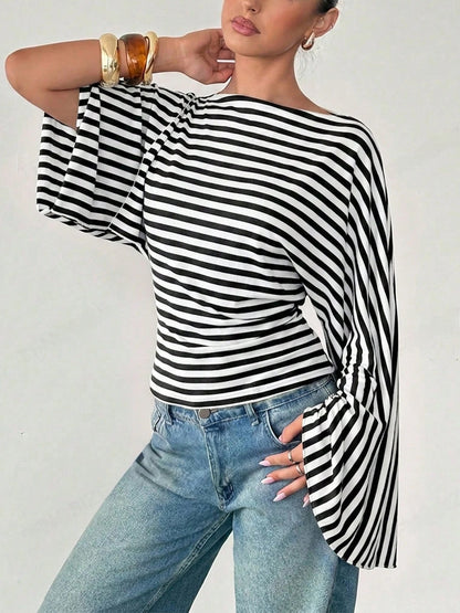 Casual gebreide slim fit top met lange wijde mouwen en strik op de rug