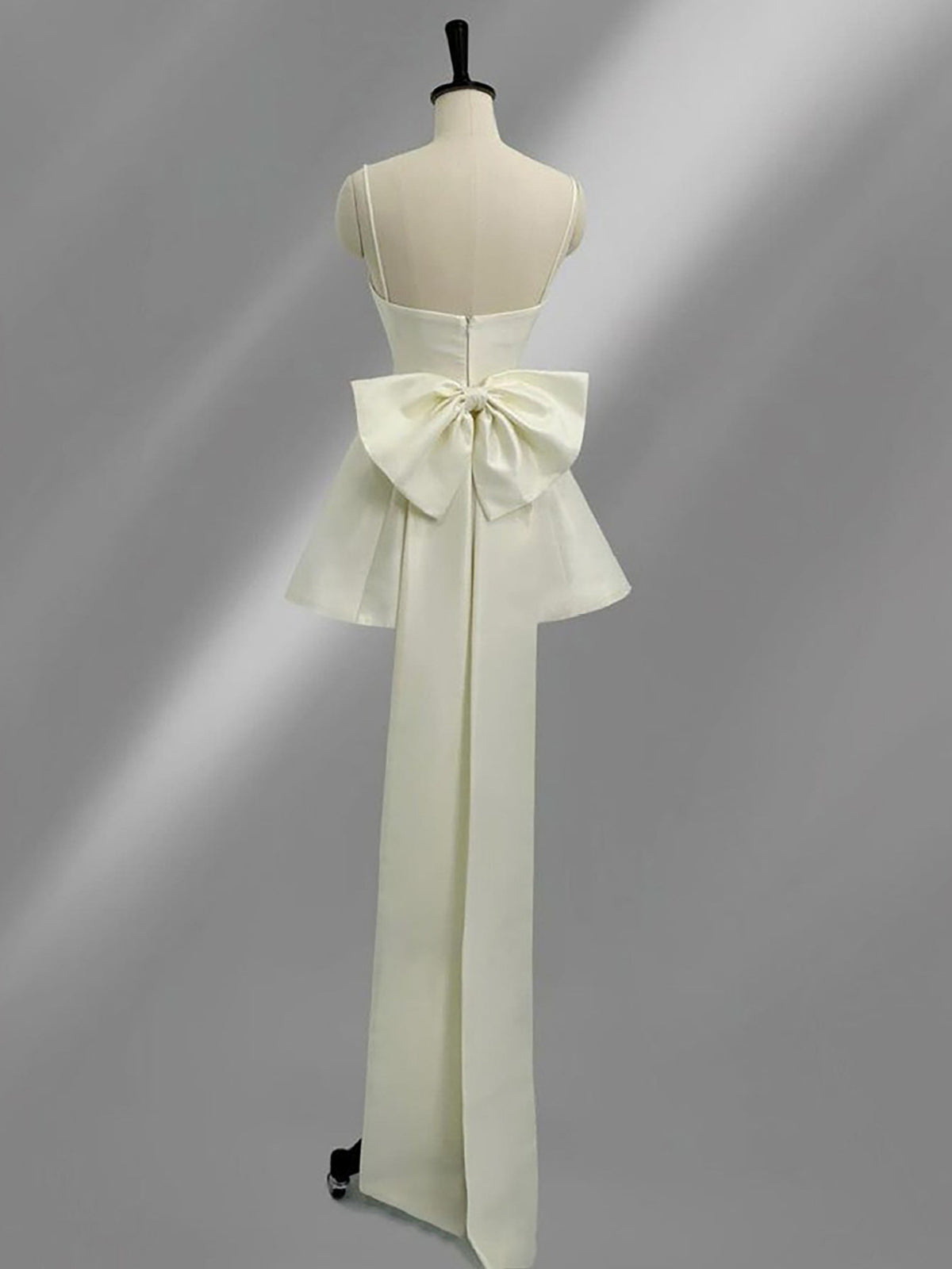 Elegant Satin Bow Evening Dress