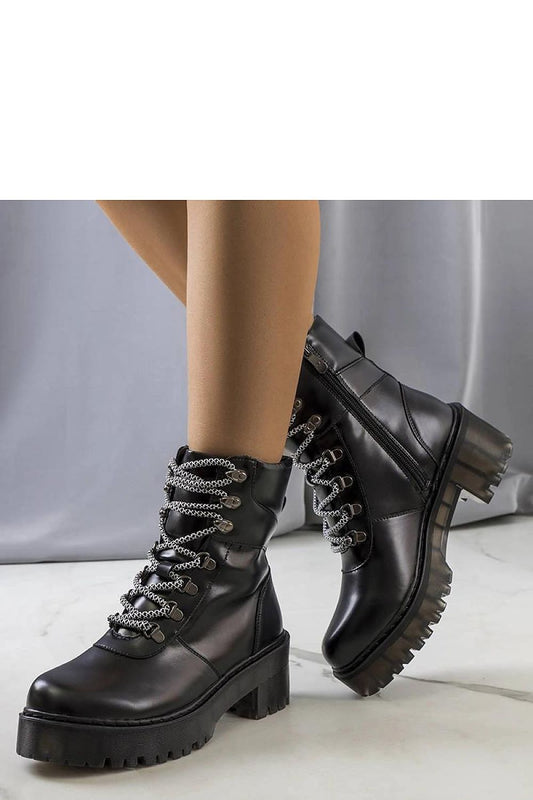  Laarsjes model 205146 Solea 