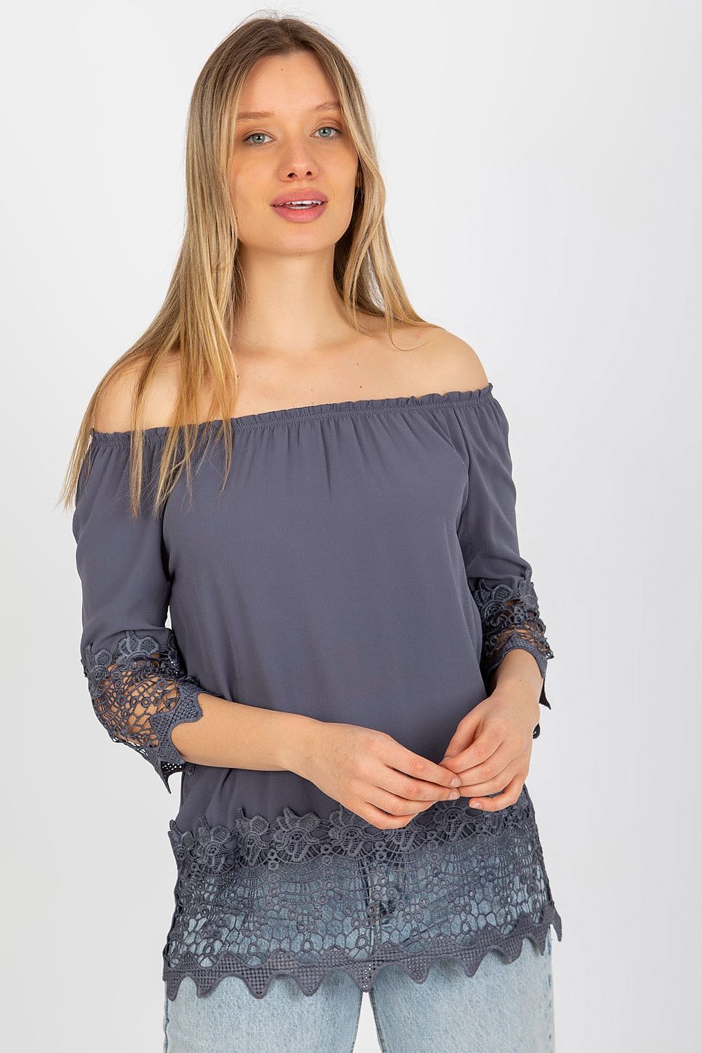  blouse model 176733 Lakerta 