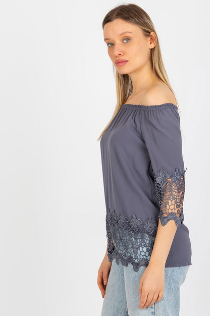  blouse model 176733 Lakerta 