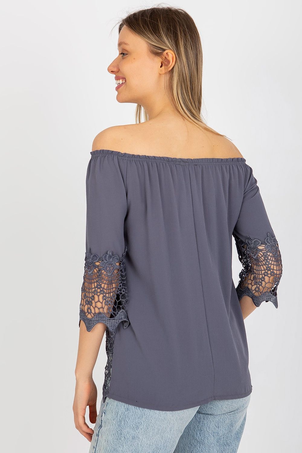  blouse model 176733 Lakerta 