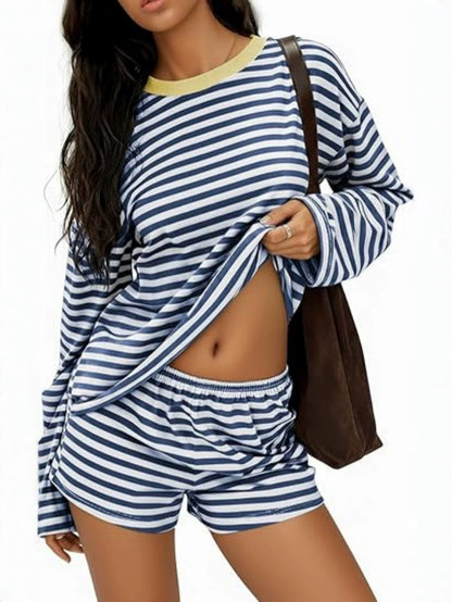 Dames gestreepte short en T-shirt met lange mouwen tweedelig setje