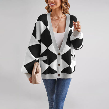 Women's knitted cardigan