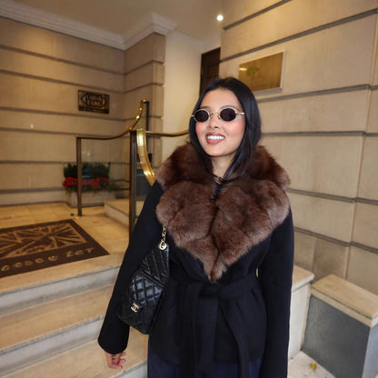 Fashionable trend, versatile style, elegant and stylish fur-trimmed wool coat