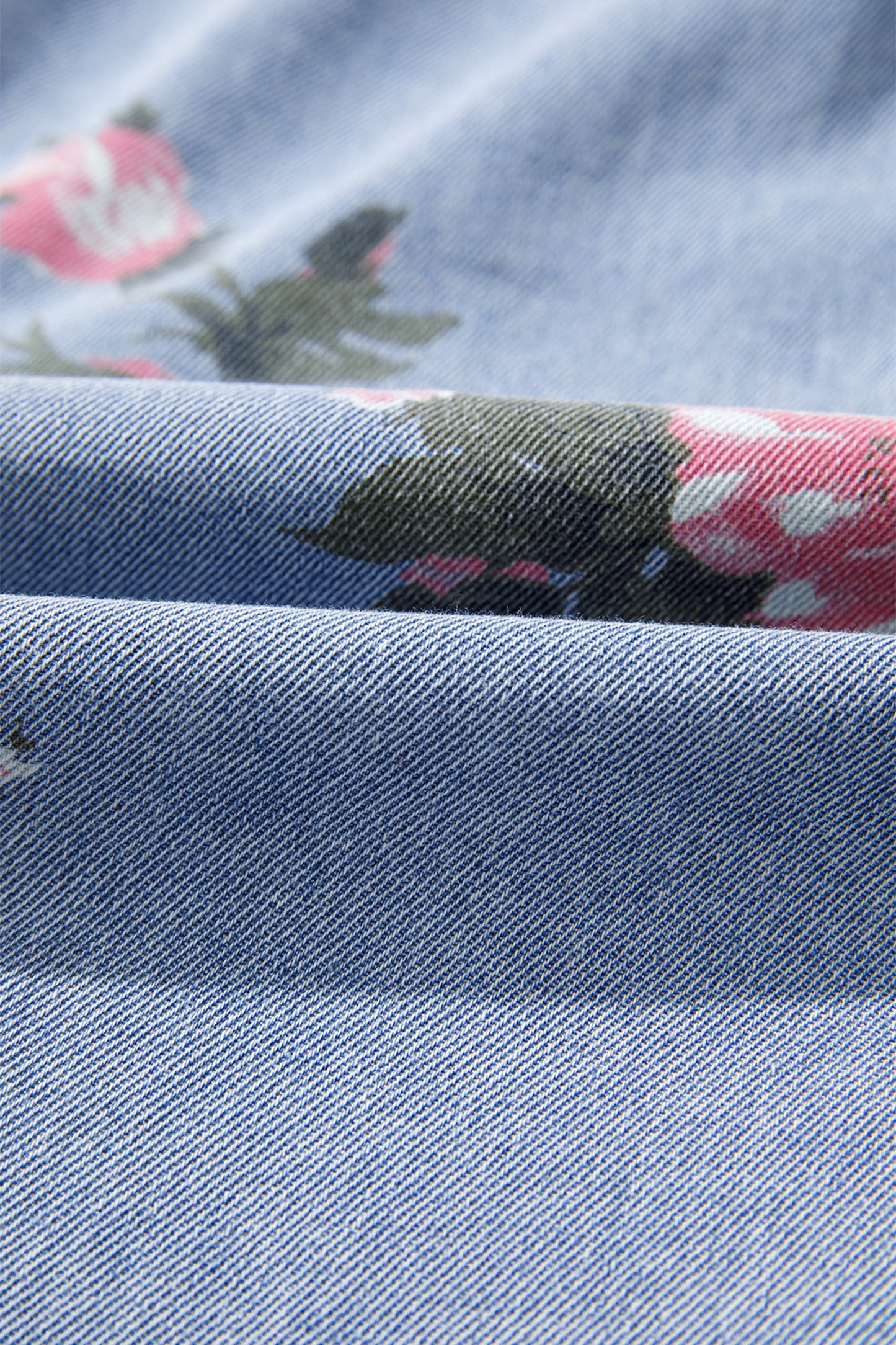 Denim jurk met bloemenprint korte mouwen manchetten zakken en knoopsluiting