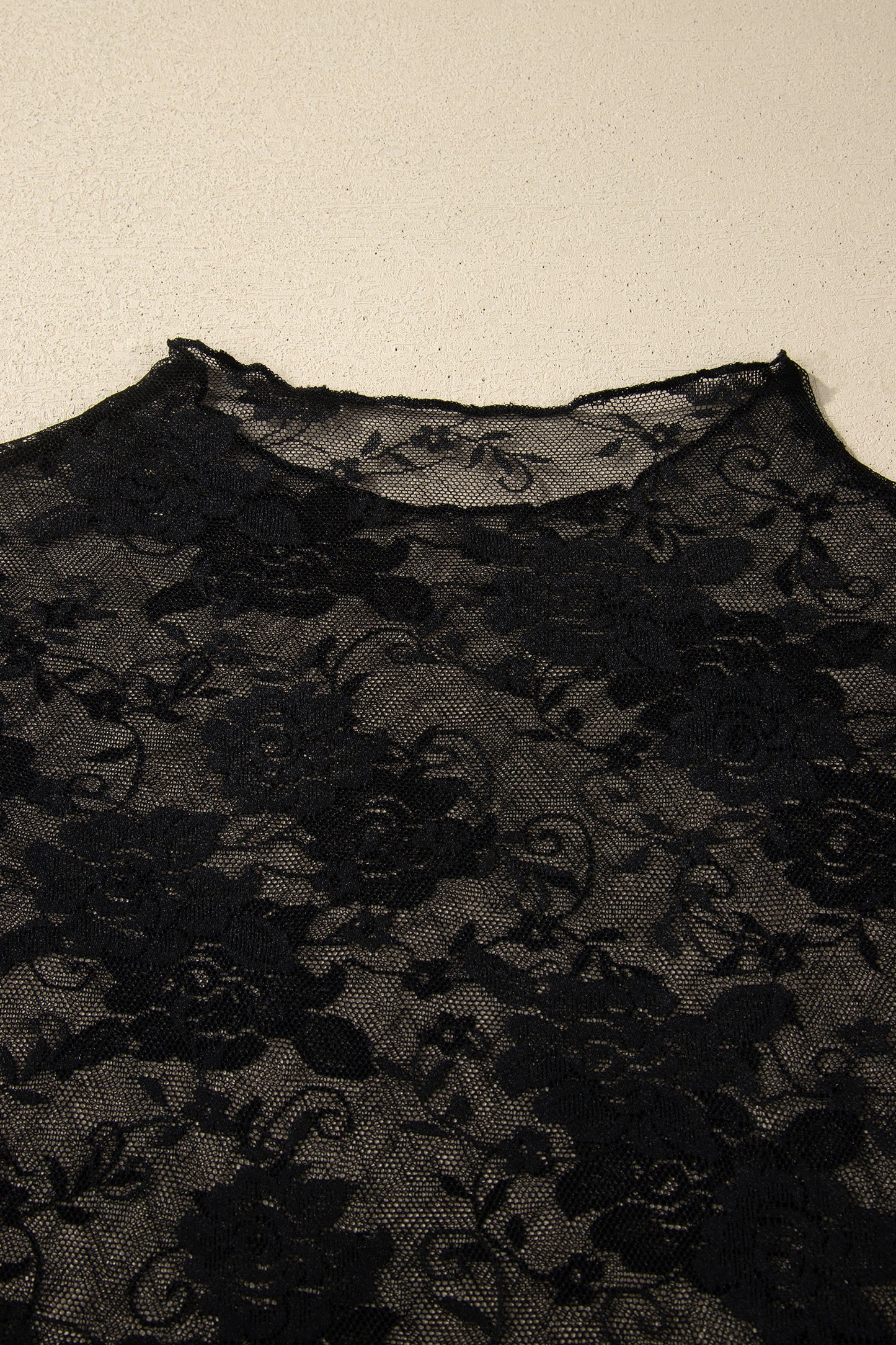 Top met lange mouwen en bloemenprint van mesh in grote maten