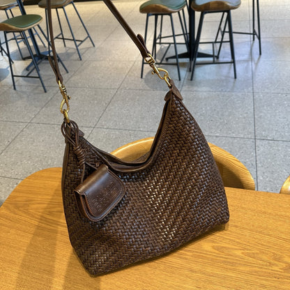 Single-shoulder underarm bucket bag