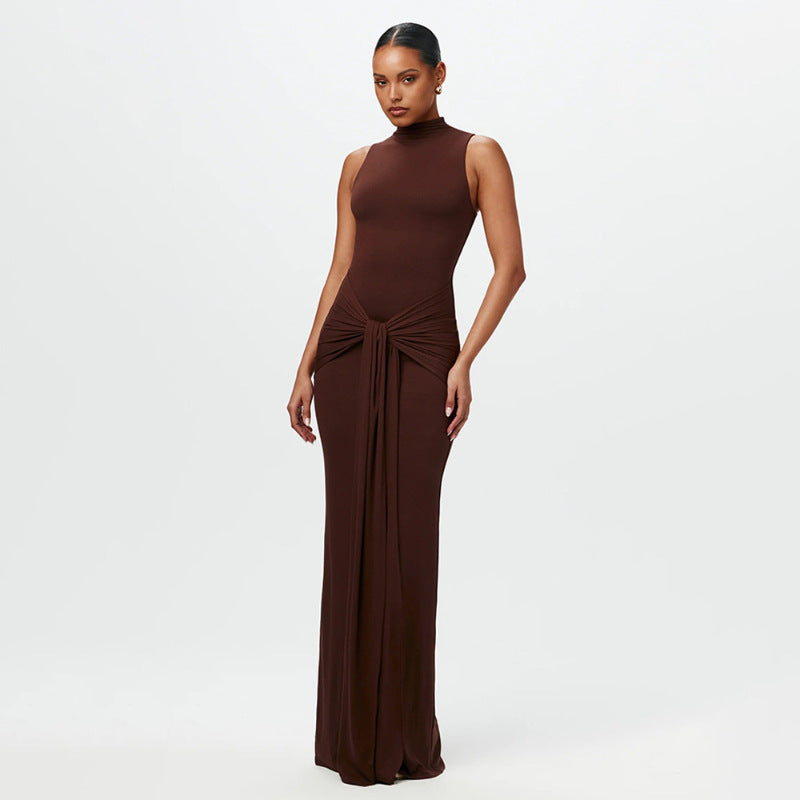 Elegante effen mouwloze jurk met bandjes in de taille