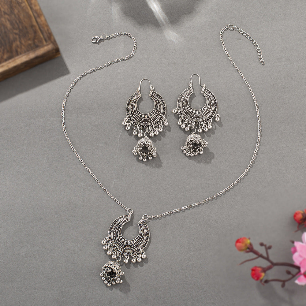 Bohemian retro oorbellen en ketting set met belletjes