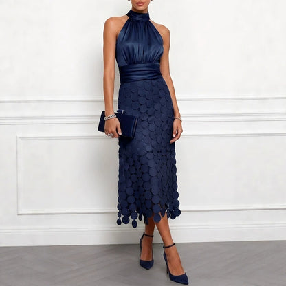 Mouwloze midi-jurk met hoge hals en patchwork