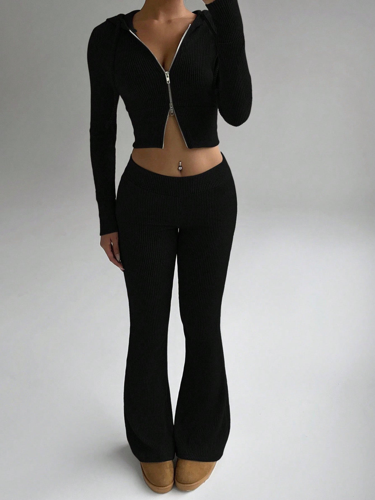 Lady's zip-up hooded long-sleeved hoodie