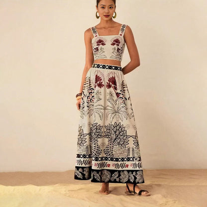 Sexy crop top en maxi-rok met print