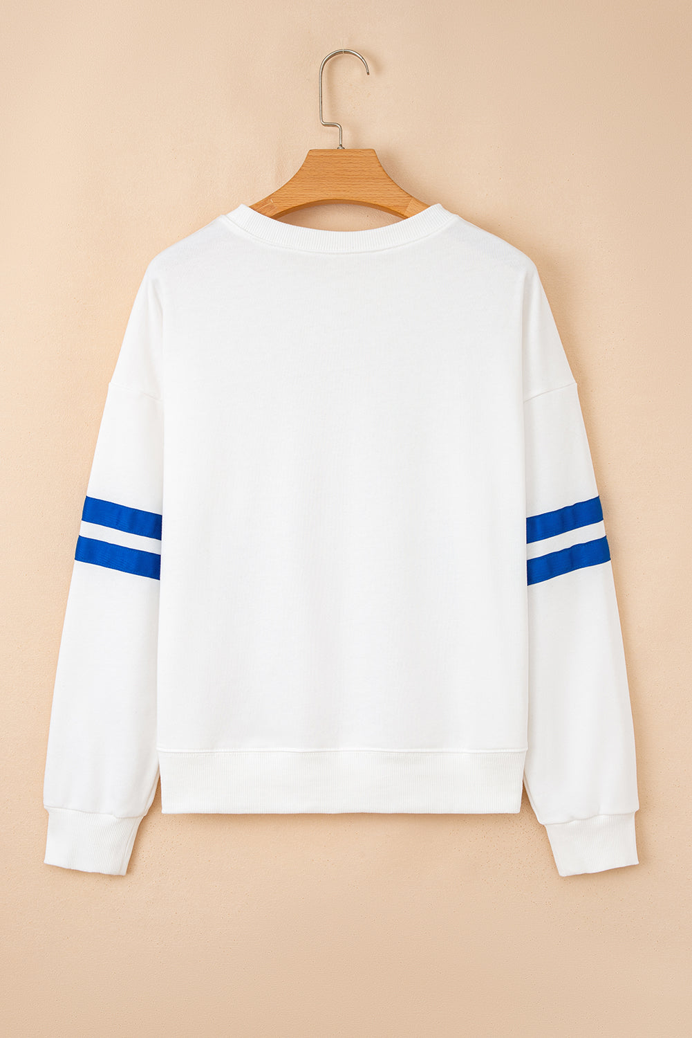 Preppy sweatshirt met strepen op de mouwen en een losse pasvorm