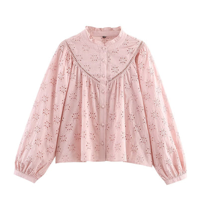 Damesblouse met opengewerkte borduursels
