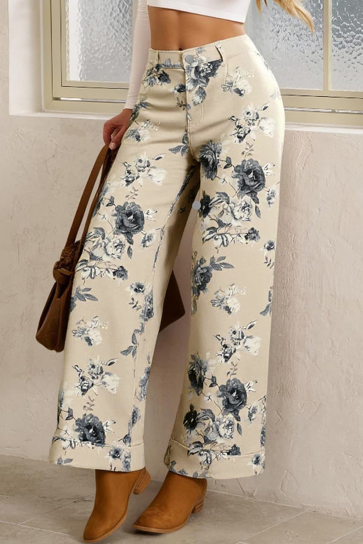 Beige retro jeans met bloemenprint en omgeslagen pijpen