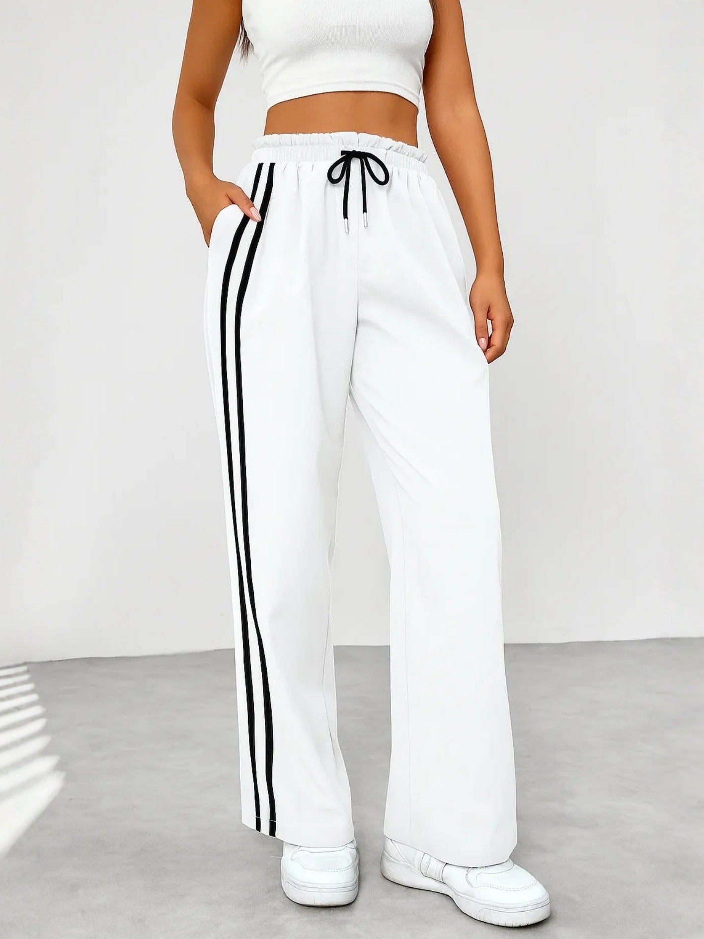 Womens Side-Striped Wide-Leg Sports Pants