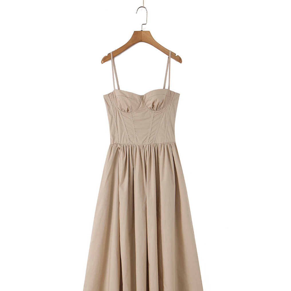 Elegant strapless dress