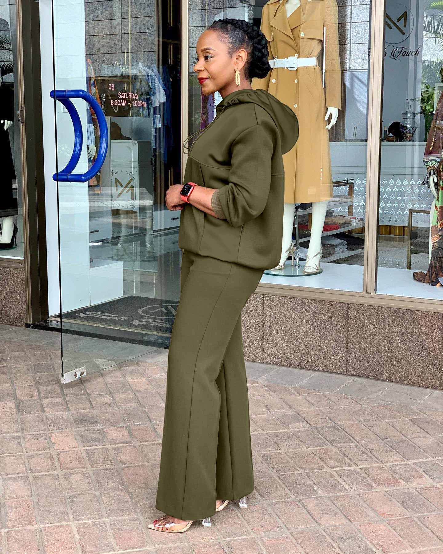 Effen kleur losvallend damespak met trekkoord en capuchon