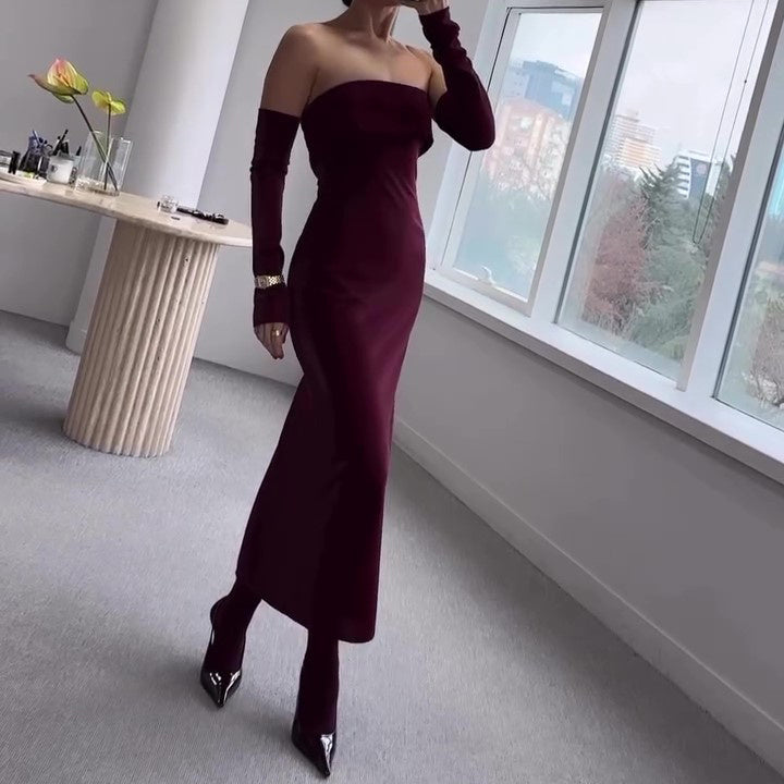 Elegante vloeiende fluwelen stof tube-top maxi-jurk