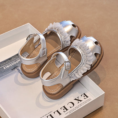 Girls' Fashionable Closed-Toe Sandals
