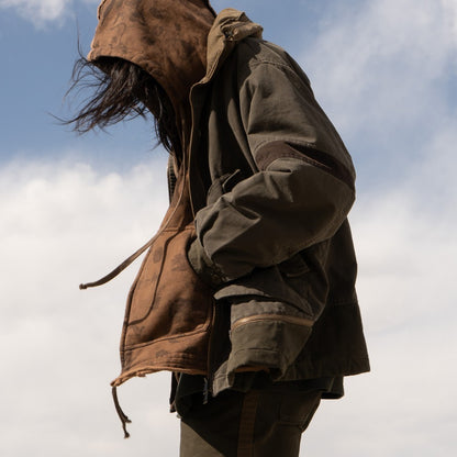 Silhouet splitst gewassen oude katoenen heren jas