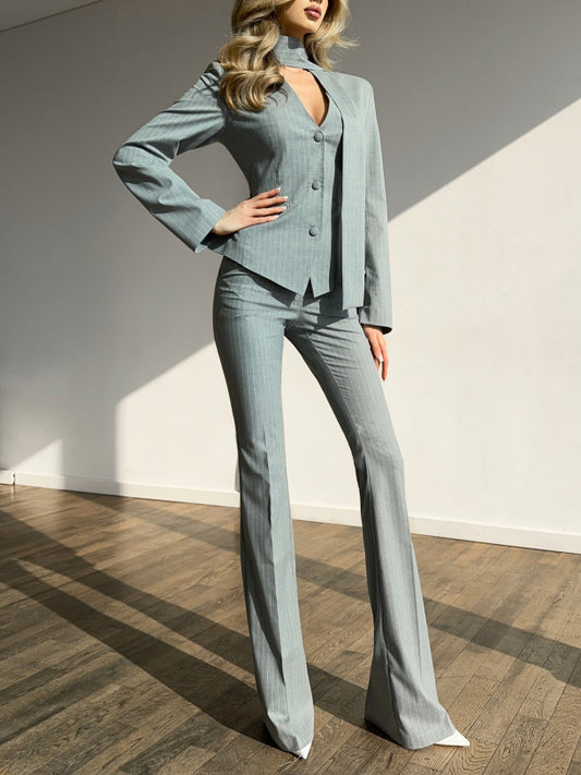 Set van gestreepte V-hals top en high-waist broek