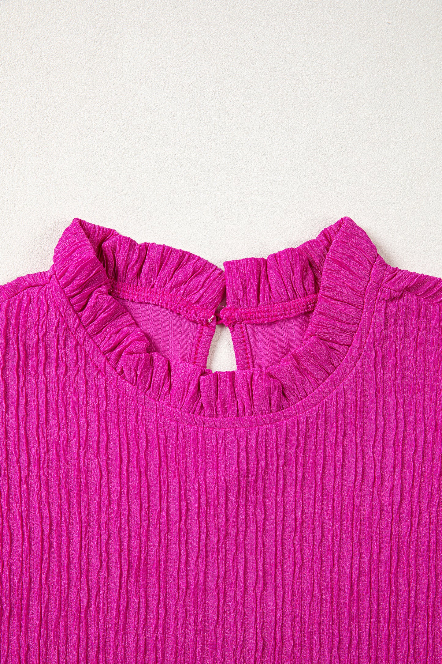 Effen blouse met textuur en ruches korte mouwen