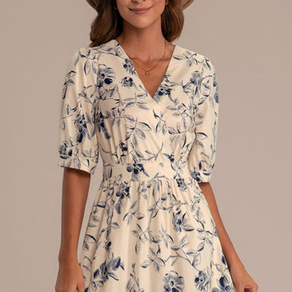 Franse bloemenjurk in vakantiestijl