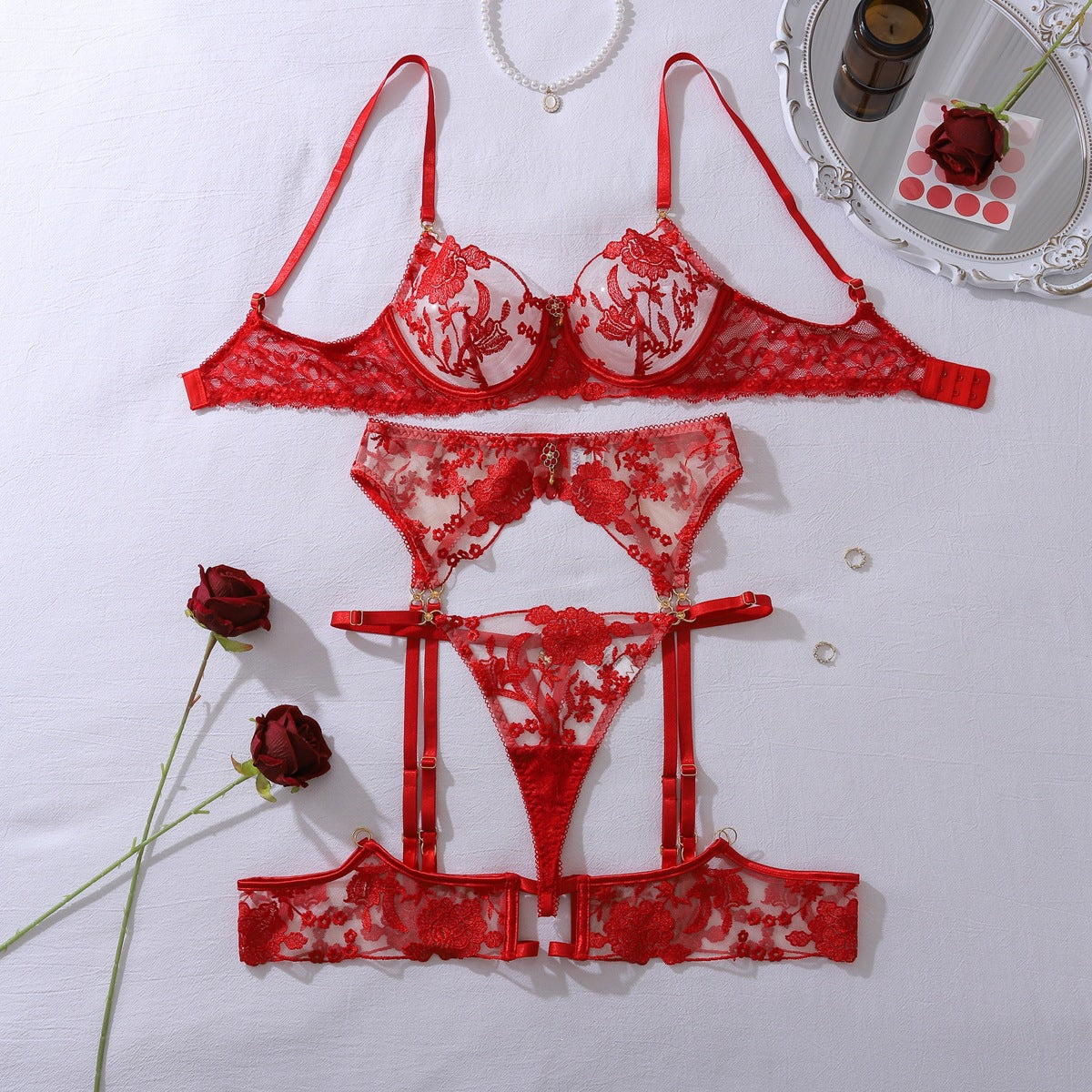 Geborduurde kanten 3-delige lingerie set met of zonder kralen