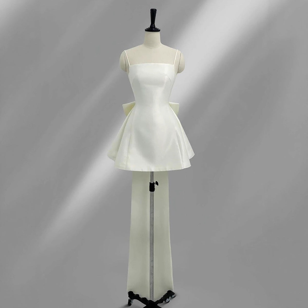 Elegant Satin Bow Evening Dress
