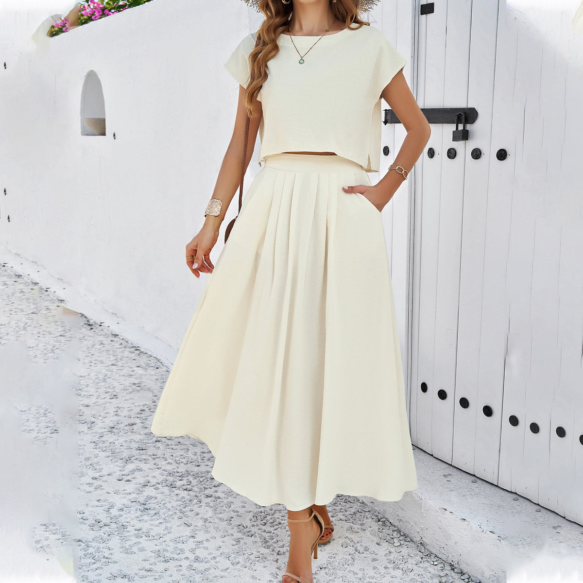 Elegant Sleeveless Vest and Skirt Set
