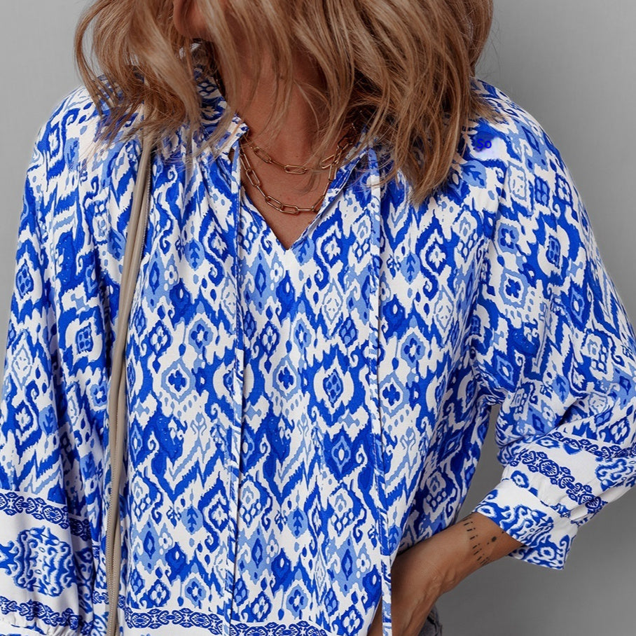 Blauwe Boho Blouse met Geknoopte Hals