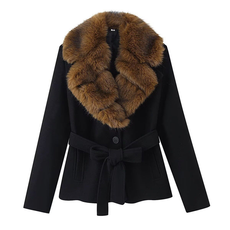Fashionable trend, versatile style, elegant and stylish fur-trimmed wool coat