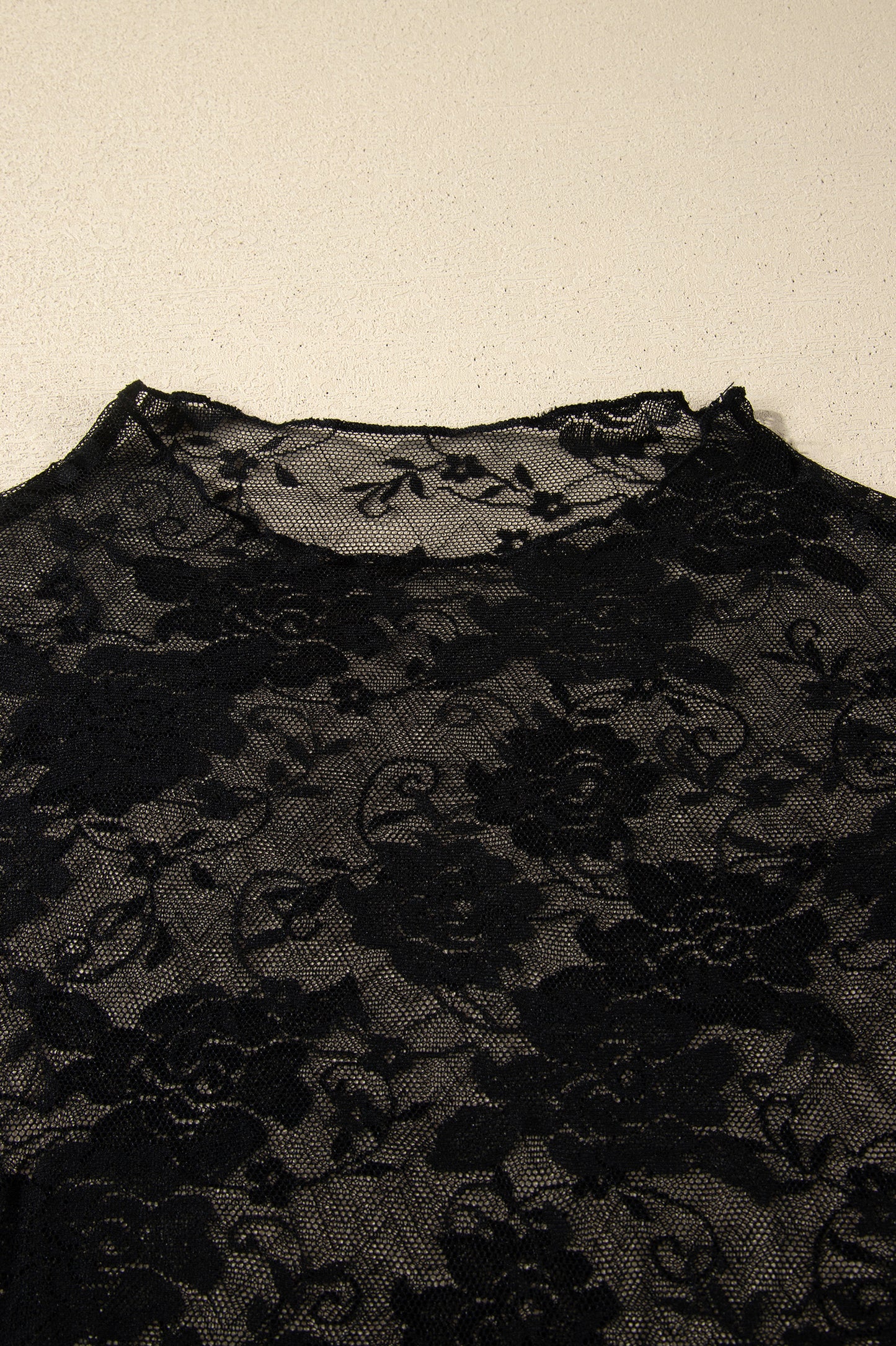 Top met lange mouwen en bloemenprint van mesh in grote maten